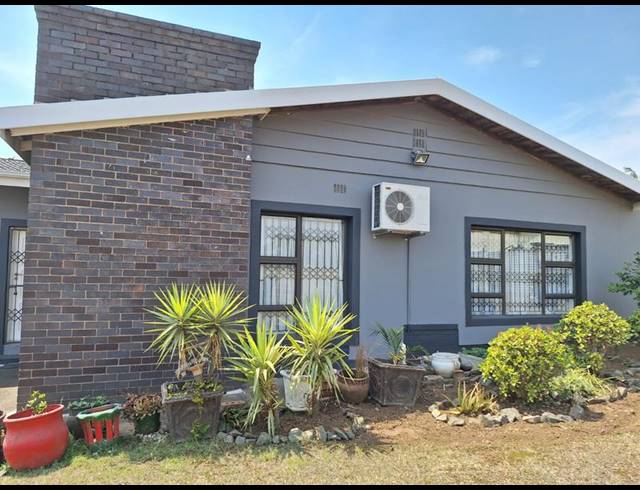 4 BEDROOM HOUSE FOR SALE IN PELHAM